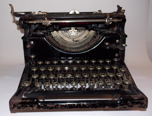 Machine écrire 1913 - à,