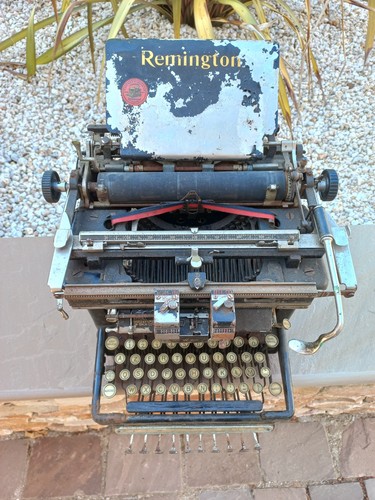 Machine écrire remington - à,